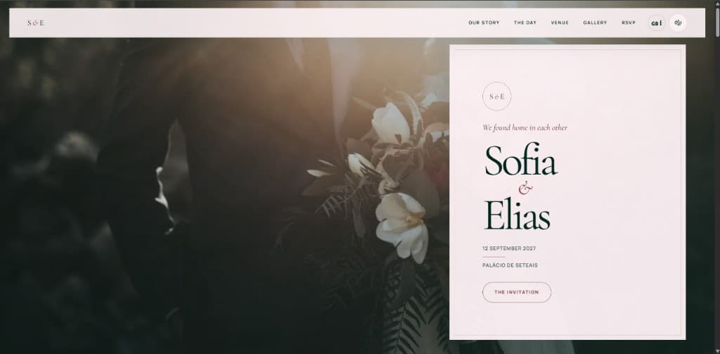 La web de boda First Light en una pantalla de escritorio
